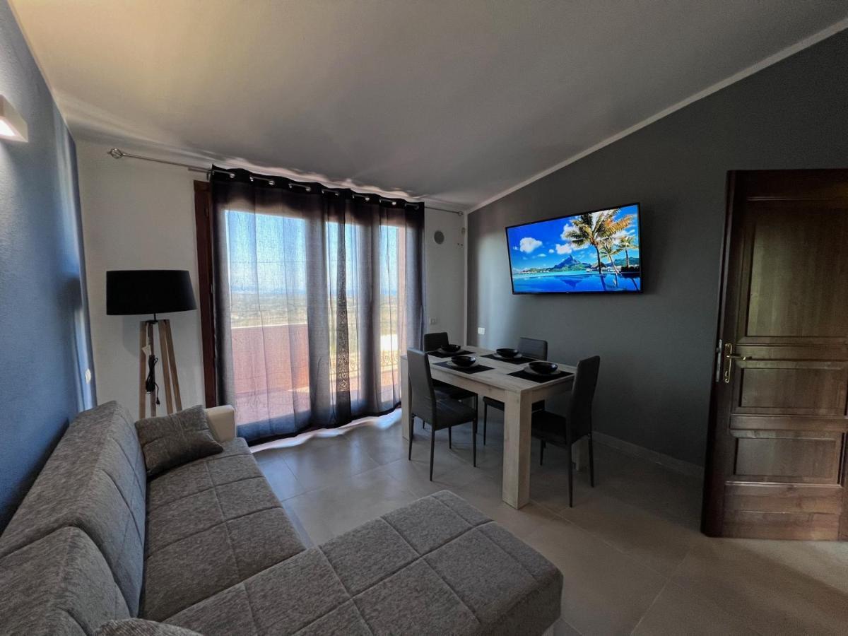 Calypso Home Sea View Badesi Eksteriør bilde