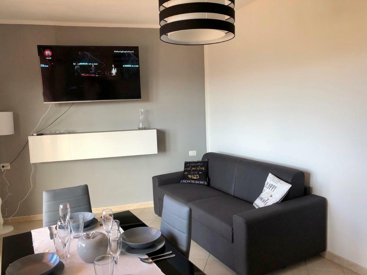 Calypso Home Sea View Badesi Eksteriør bilde